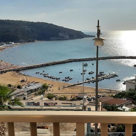 Due Balconi Appartamento Peschici Esterno foto